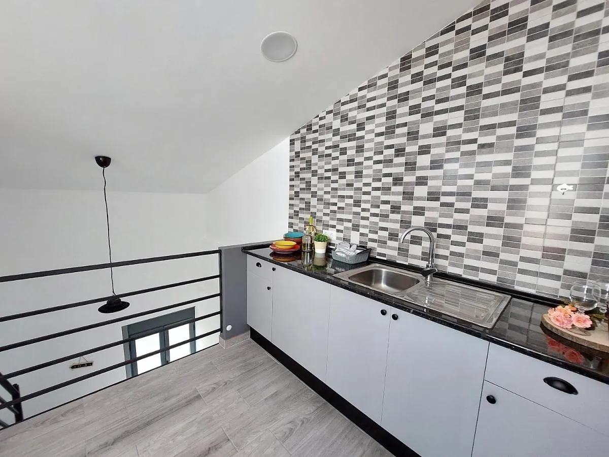 Casa Amarela: Conforto E Localizacao Perfeita! Faro