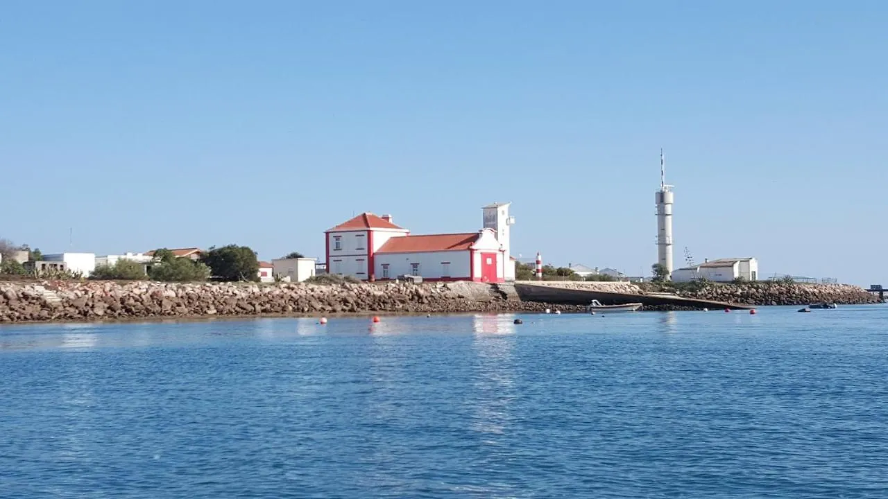 Casa Amarela: Conforto E Localizacao Perfeita! Faro Holiday home