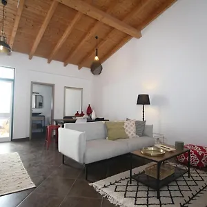 Birdy House Faro