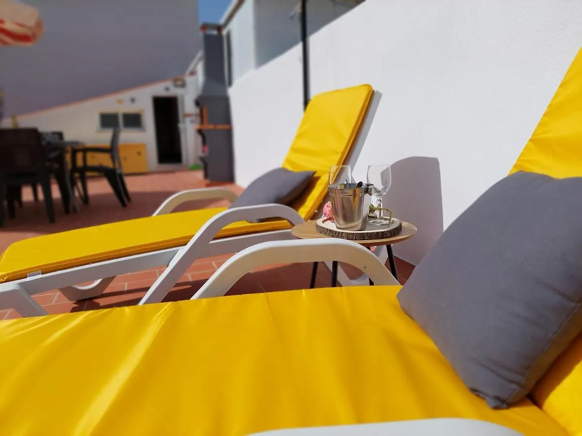度假居 Casa Amarela: Conforto E Localizacao Perfeita! 法鲁区